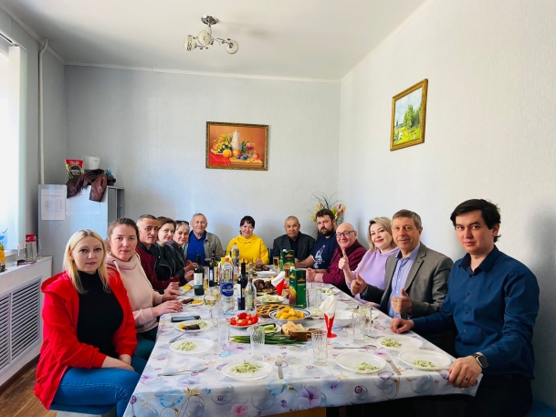 С праздником 1 мая - Мир, Труд, Май!