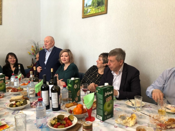 Поздравления от нашего ветерана Дашкина Ф.Г. в адрес наших женщин